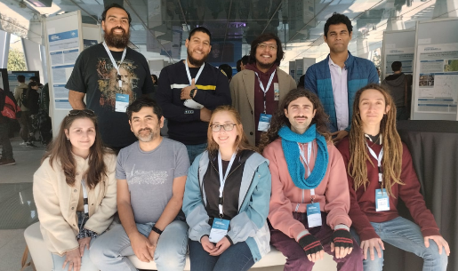 Académicos graduados e investigadores/as del DGF en el simposio de postgrado FCFM 2023.